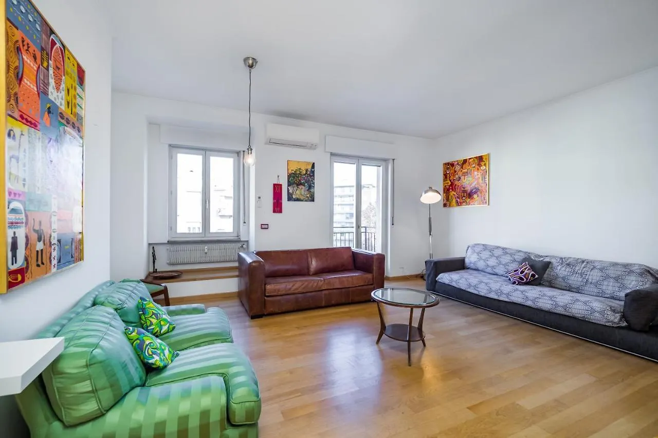 Cuoco Apartment Милан Италия