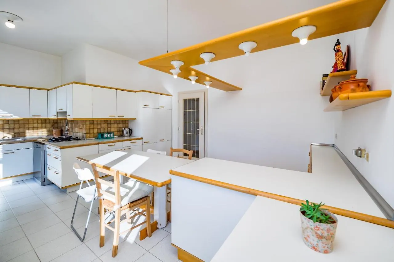 Cuoco Apartment Милан